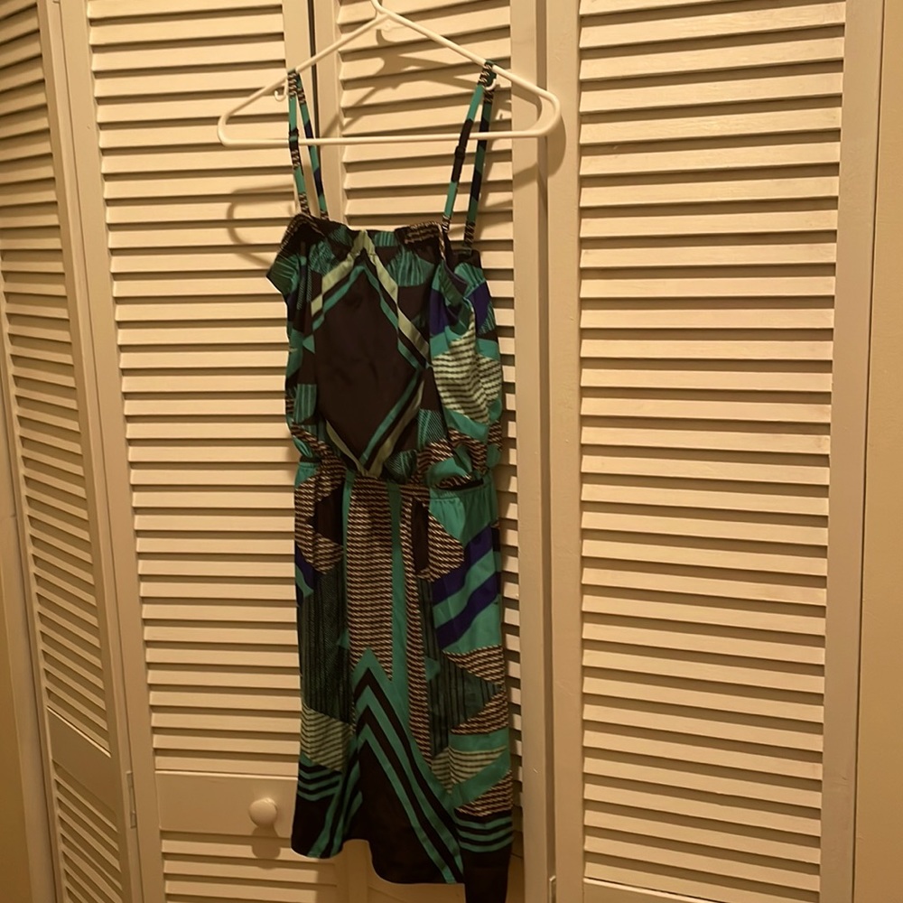 Blue geometric print express dress with removable straps